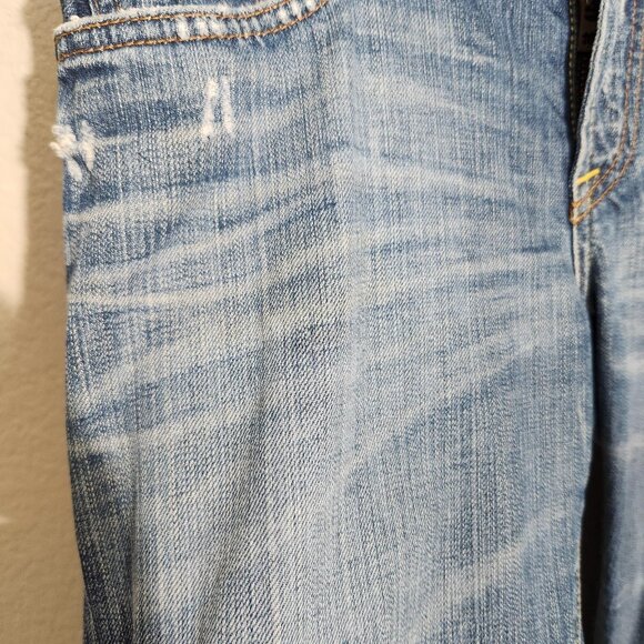 Lucky Brand Jeans Mens 32x30 Blue Distressed Riley Jean Made USA Straight Leg - Picture 6 of 16